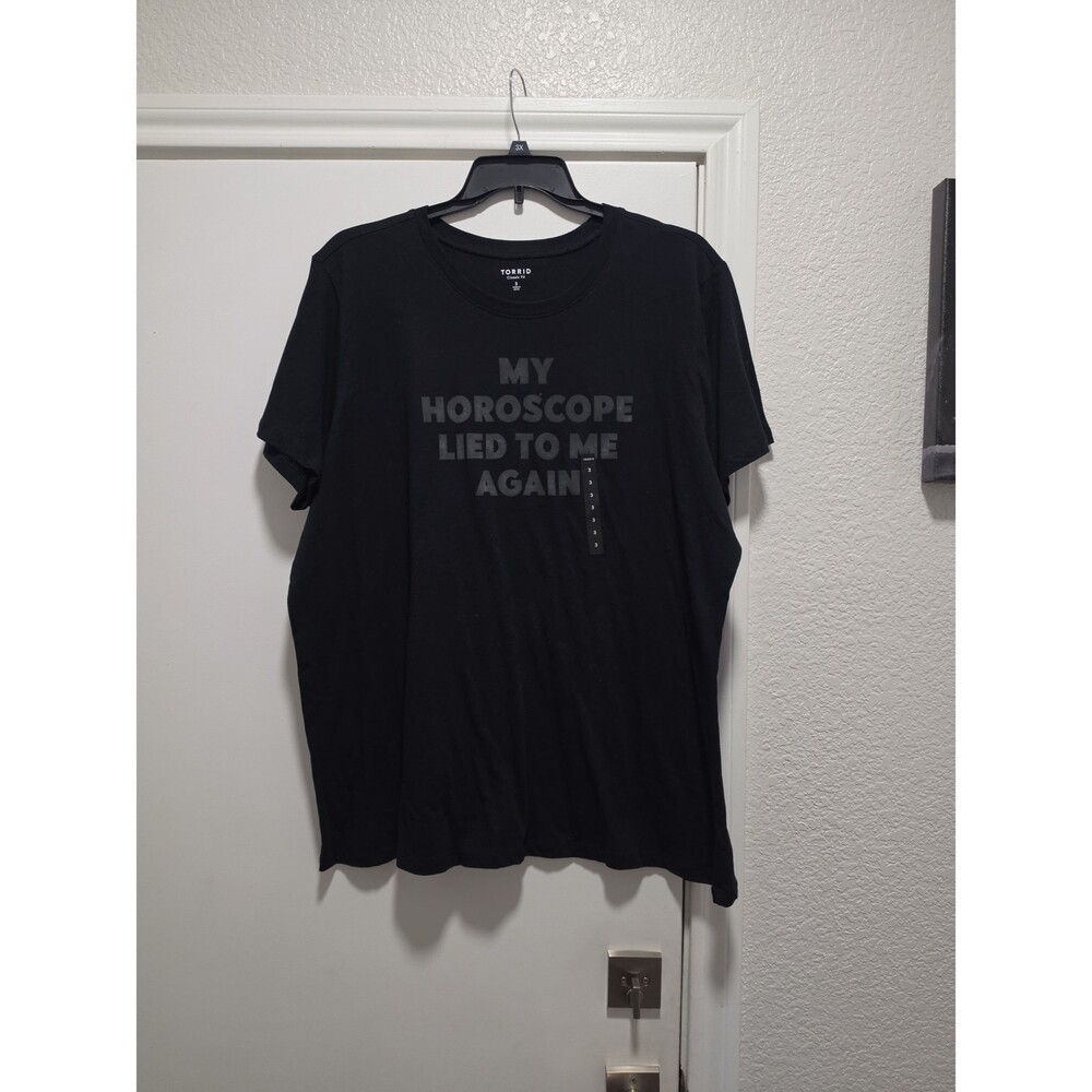 NWOT Torrid Shirt Sz 3